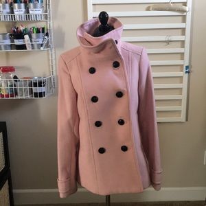 H&M pink jacket with black buttons
